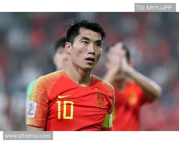 郑智：从青涩少年到中国足球传奇明星的辉煌历程